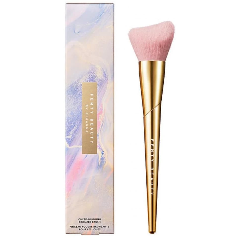 Fenty Beauty Cheek Hugging Bronzer Brush