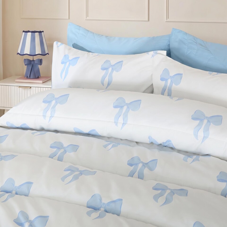 image 1 of OHS Bows 10.5 Tog Coverless Duvet with Pillowcase Bedding Set