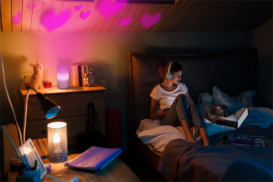 image 1 of LED Candle projector (Pink Love)
