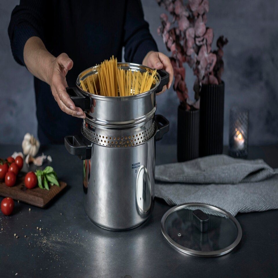 image 1 of LOCARNO Pasta Pot with insert 6.5L 22 cm