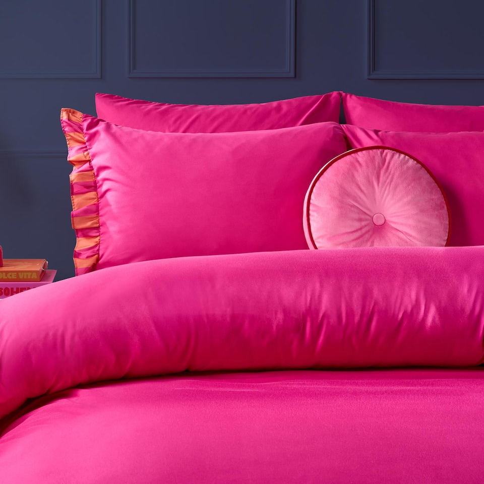 image 1 of OHS Print Frill Edge Duvet Cover Set with Pillowcase Microfibre Bedding | Pink | Hot Pink/Orange/Pink | King
