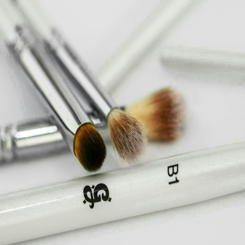 image 1 of Blending Brush Set Multi