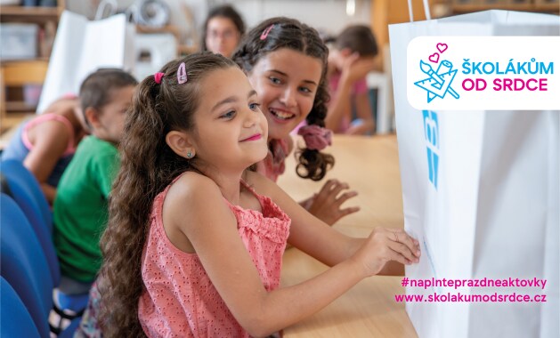 Pomůžete nám naplnit prázdné aktovky dětem v ČR?