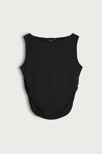 Čierny elegantný top