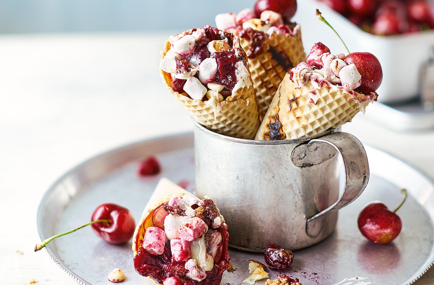 Cherry s’more campfire cones