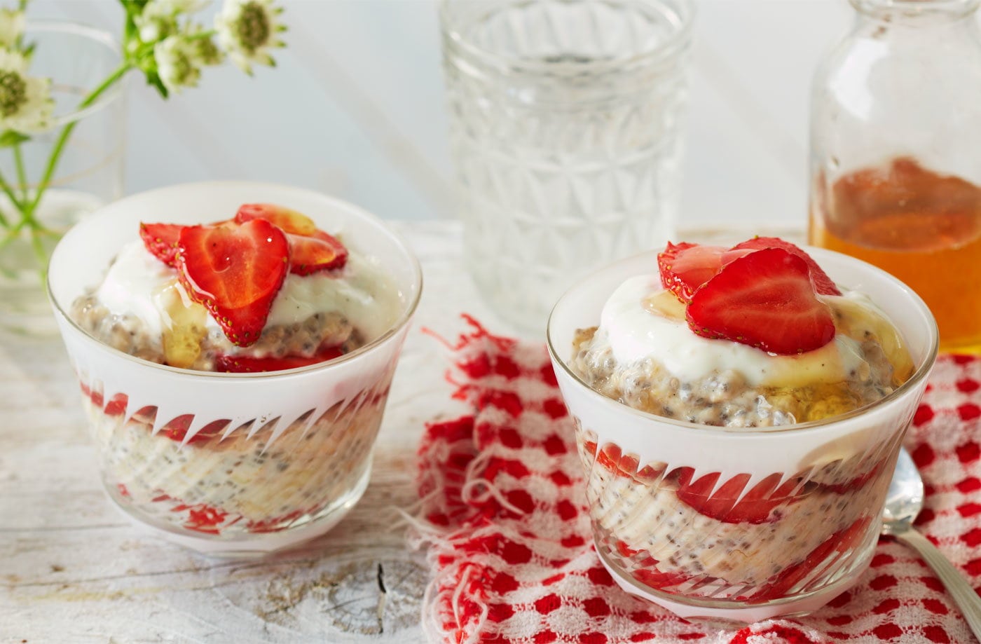 Strawberry, banana and oat chia cups