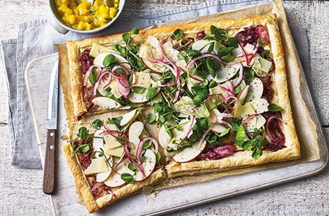 Image of "Ploughman's tart"