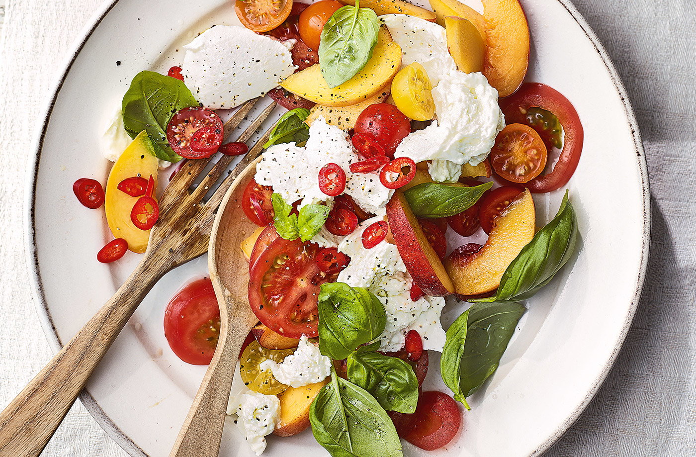 Mozzarella, peach and tomato salad
