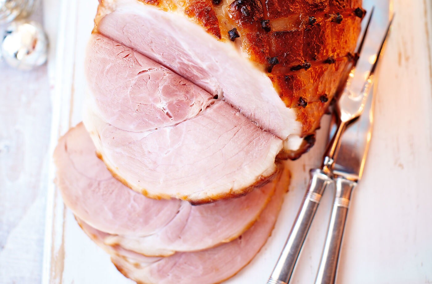 Spiced apricot glazed ham