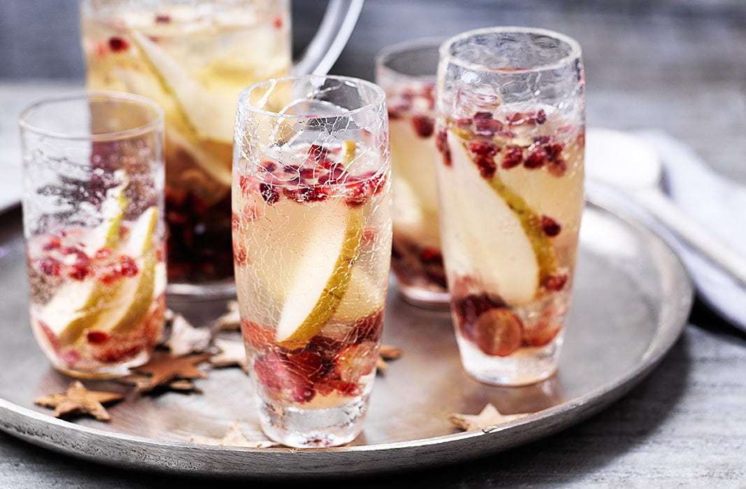 Image of "Festive prosecco sangria"