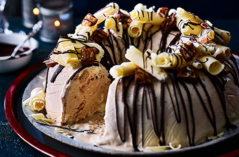 Image of "Chocolate and caramel ice cream bundt"