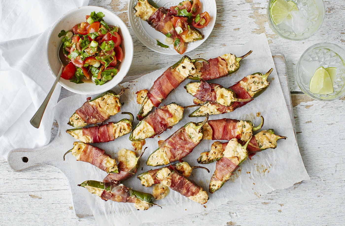 Stuffed jalapeño peppers with crispy proscuitto