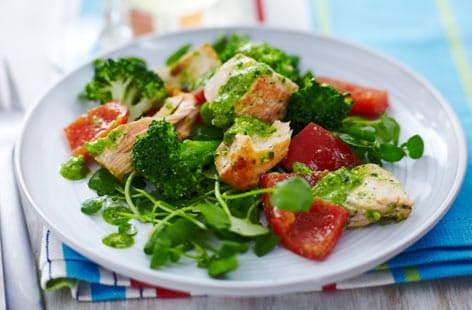 Image of "Broccoli and salmon salad "
