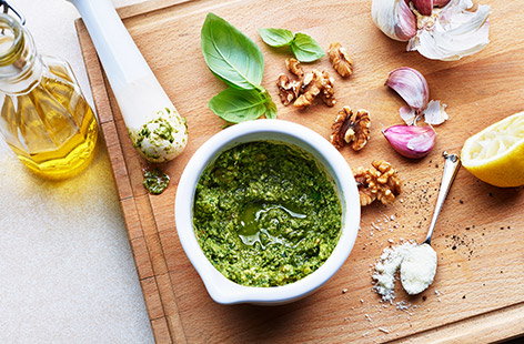 Image of "Basil and walnut pesto"