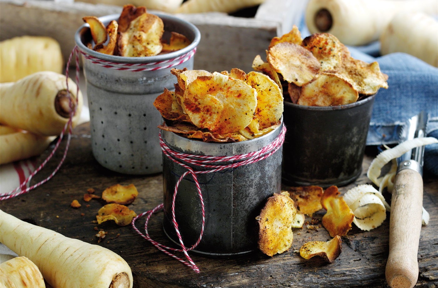 Spiced parsnip crisps