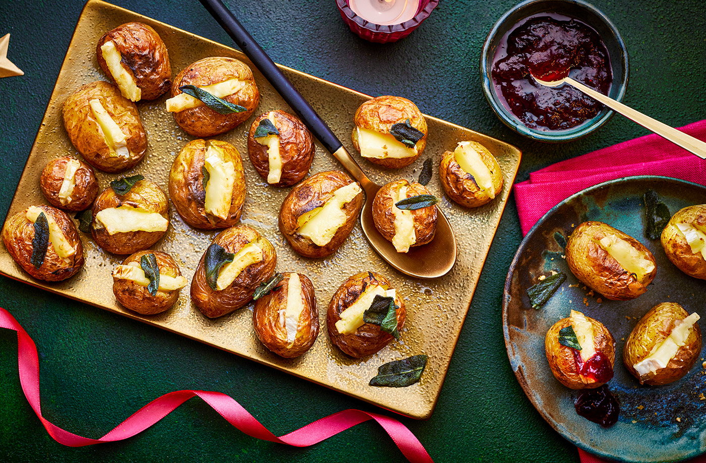 Baby jackets with Brie and sage