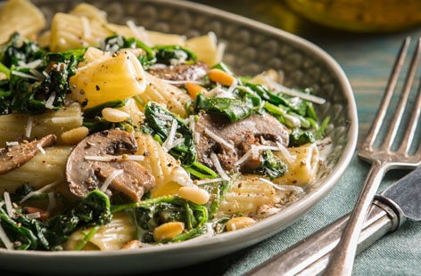 Image of "Spinach and mushroom carbonara"