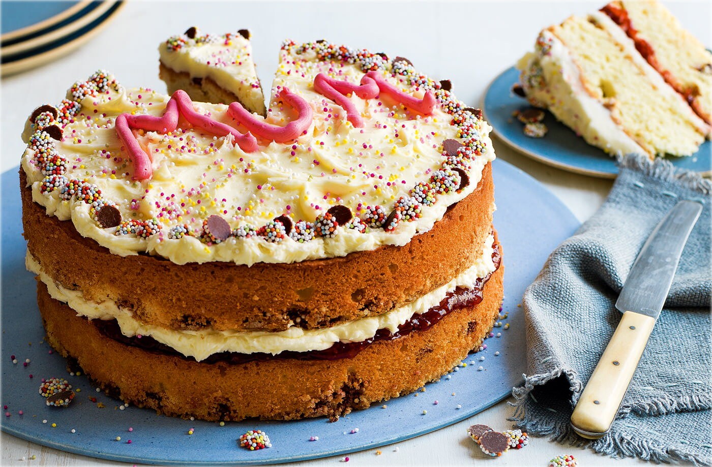 Bill and Izzy's 'mum'll love this' cake