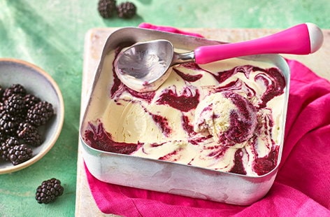 Image of "No-churn blackberry and cinnamon ripple ice cream"