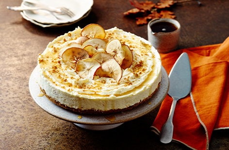 Image of "Apple, cinnamon and ginger cheesecake "