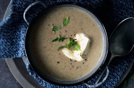 Image of "Mushroom and chestnut soup with thyme"