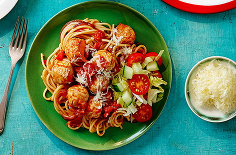 Image of "Turkey meatballs and tomato spaghetti"