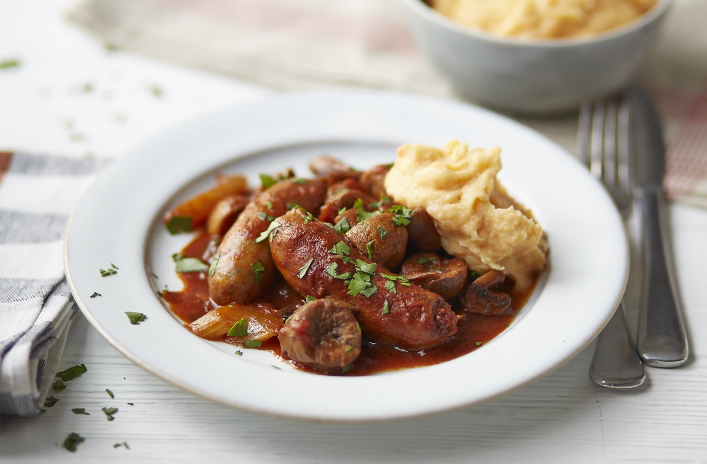 Ox kidney and sausage casserole