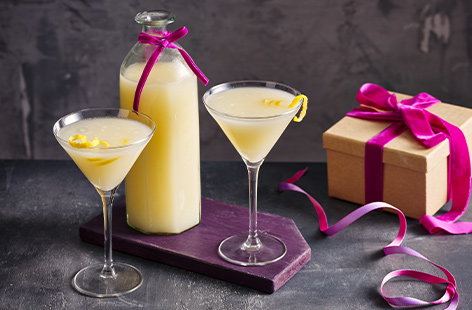 Image of "Lemon curd vodka martini"