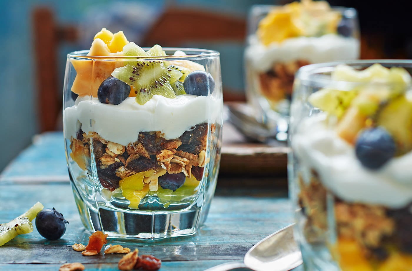 Starry muesli yogurt pots