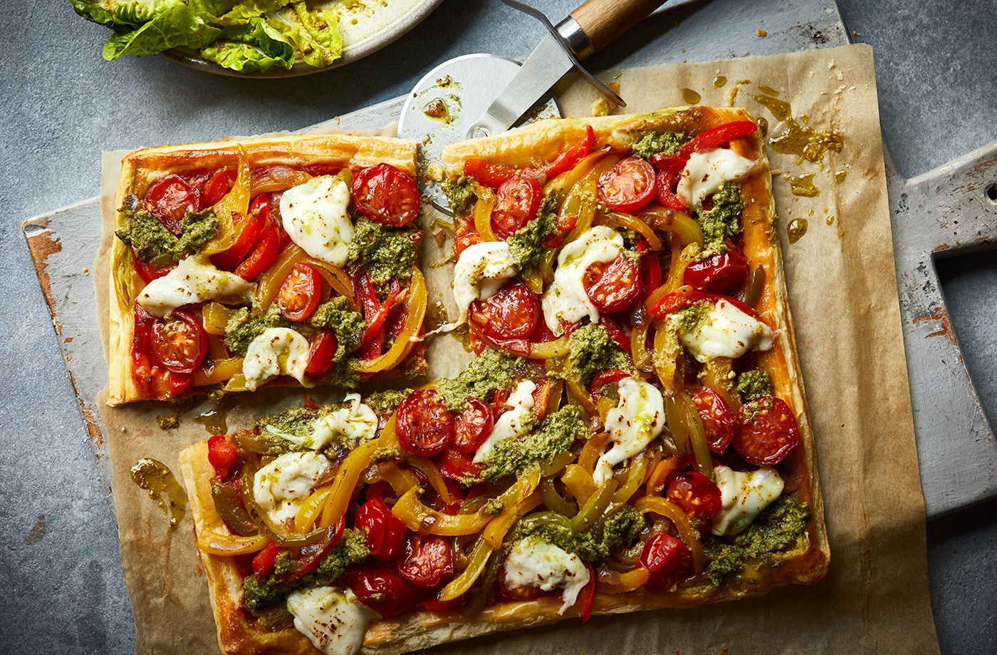 Puff pastry pizza
