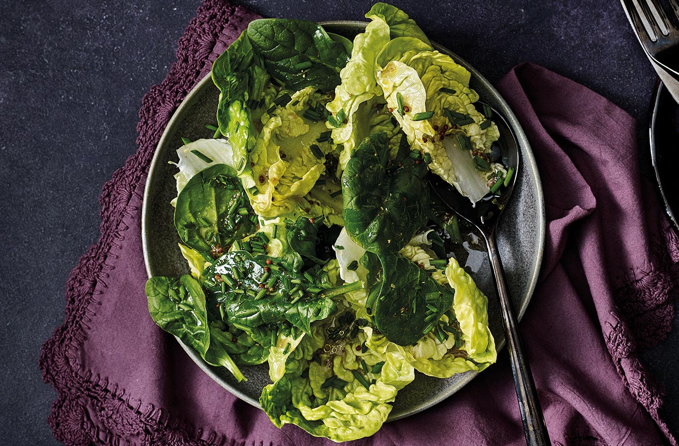 Little gem and spinach salad