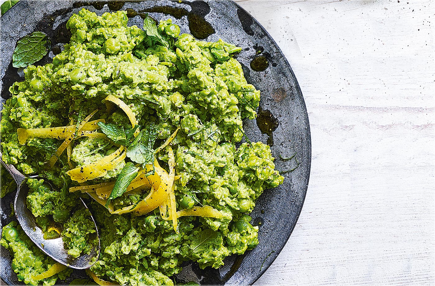 Smashed peas with mint and lemon oil
