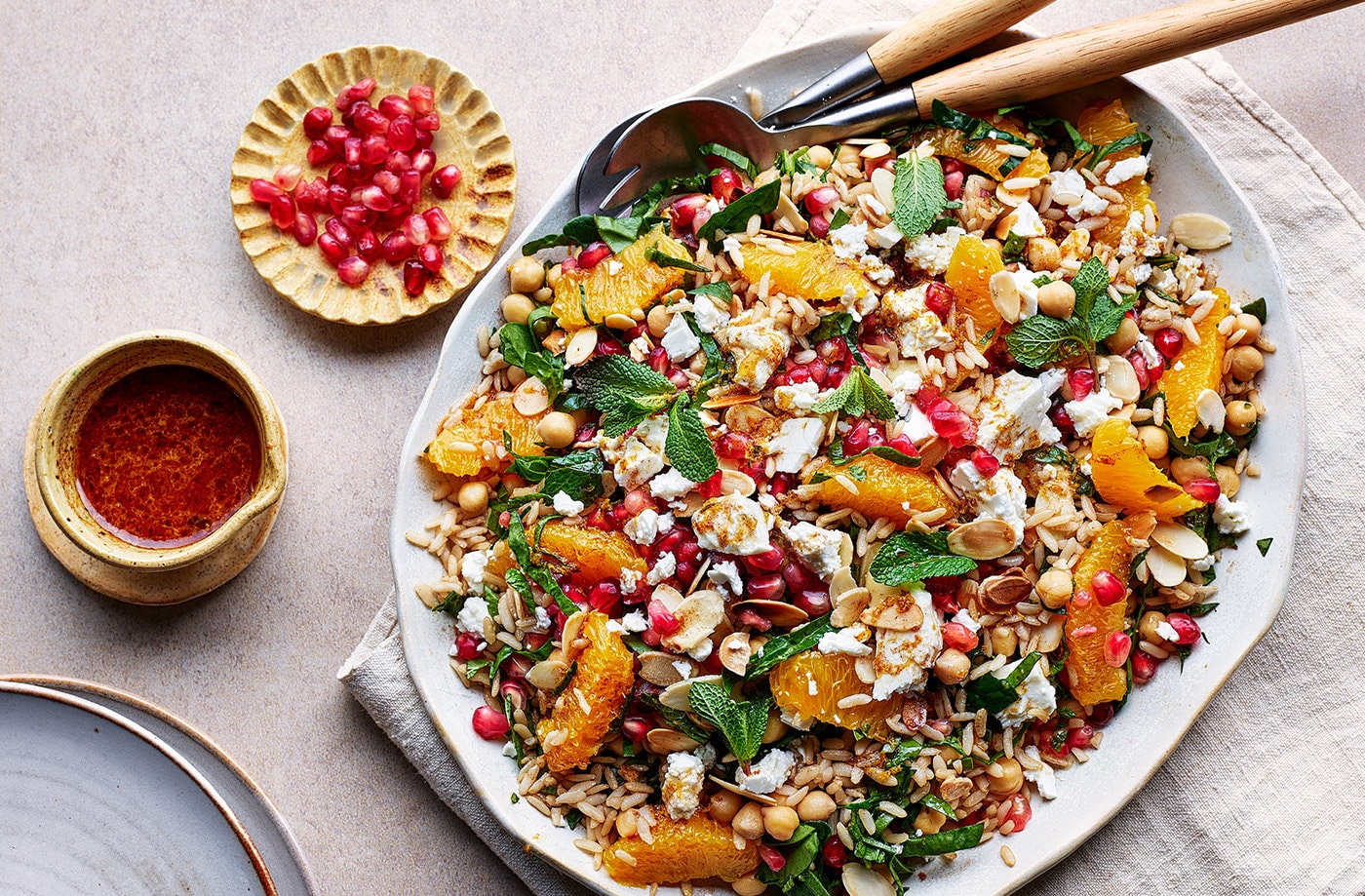 Moroccan-spiced rice, spinach and orange salad