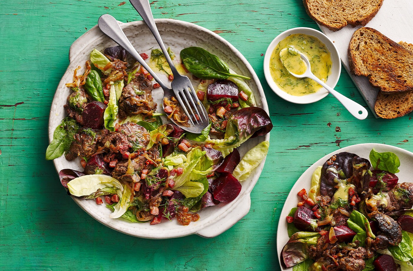 Warm chicken liver and beetroot salad