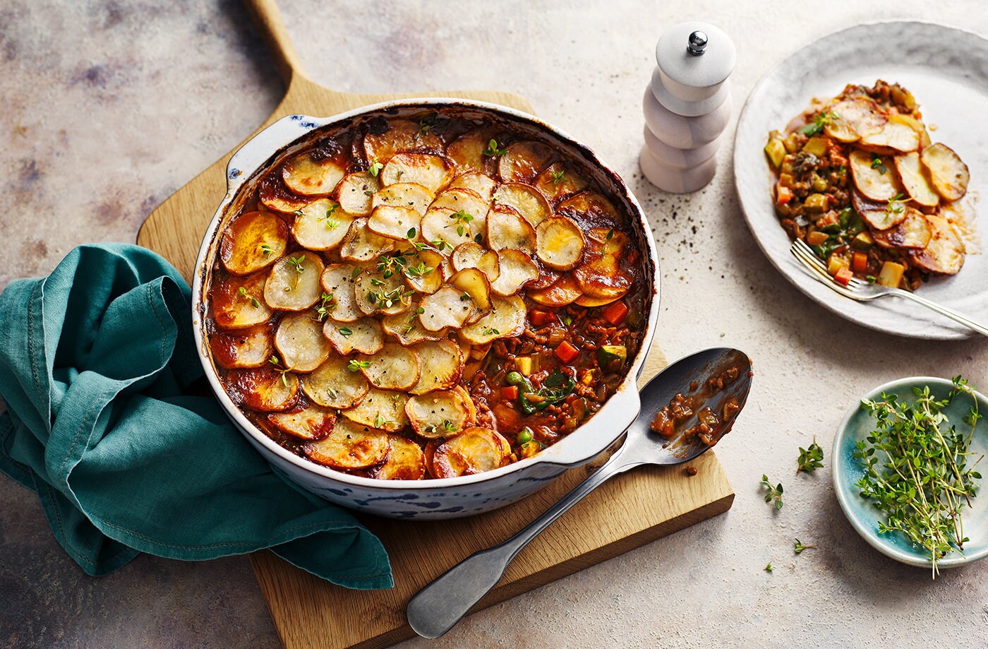 Spring beef and vegetable hotpot