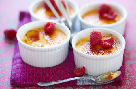 Image of "Vanilla and raspberry crème brulée"