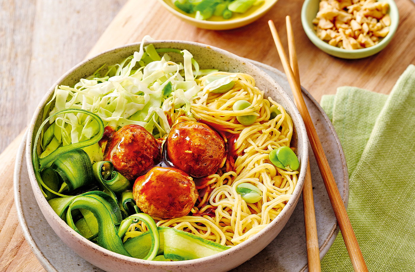 Teriyaki meatball noodles