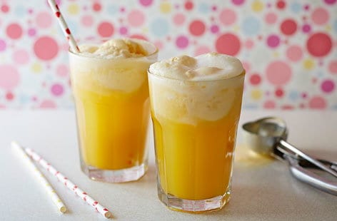 Image of "Tropical cream floats"
