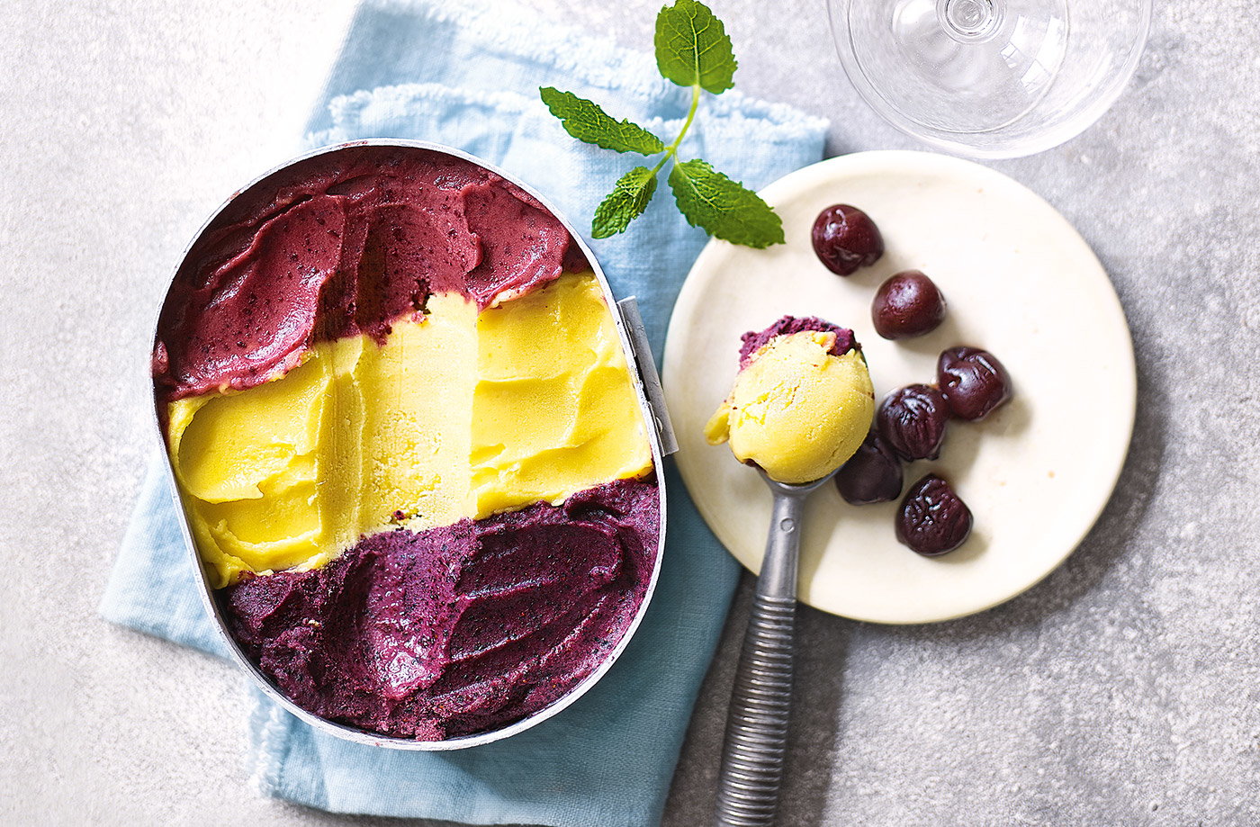 Neapolitan frozen yogurt
