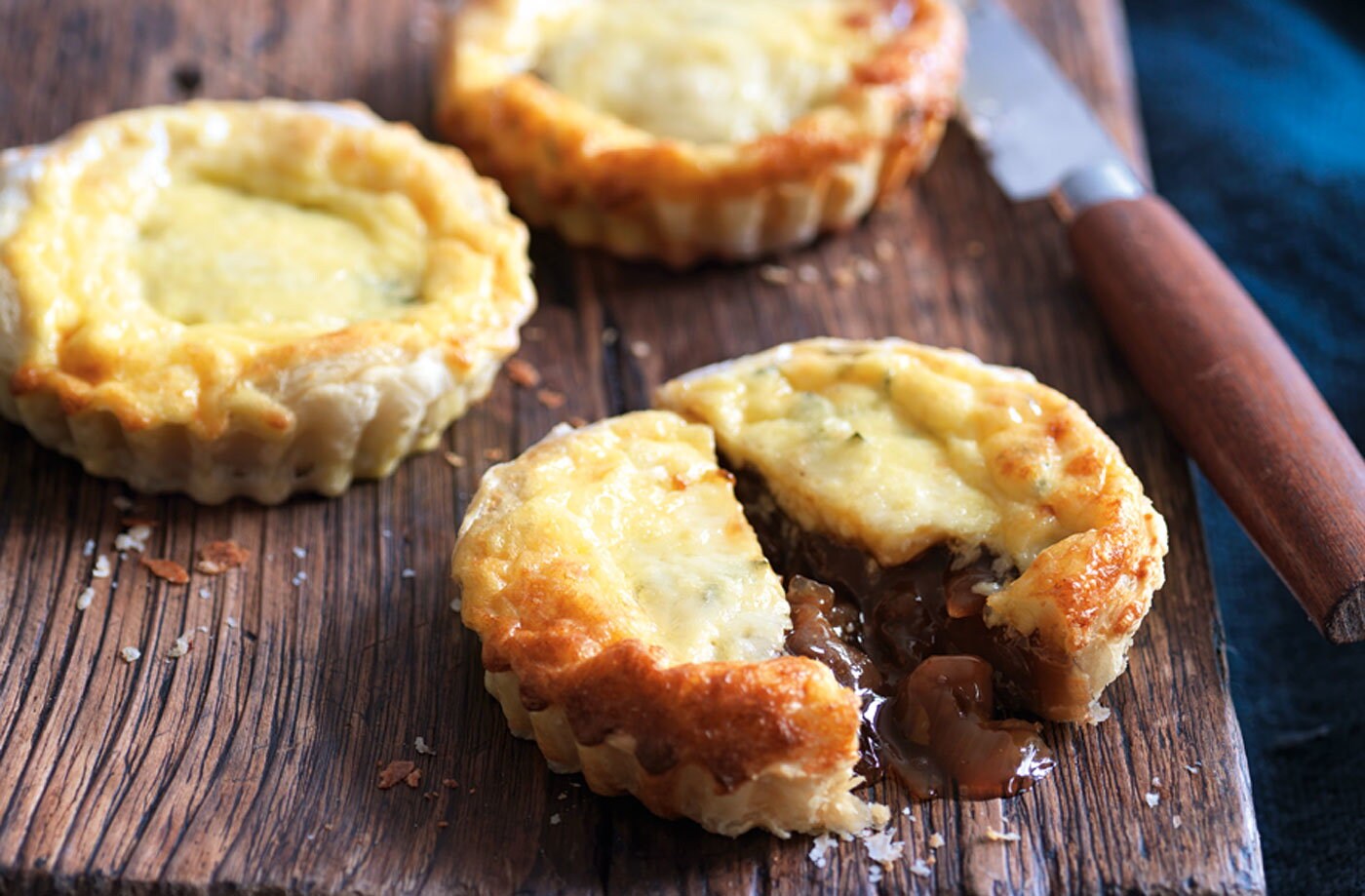 Sticky onion tarts