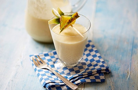 Image of "Pineapple and coconut smoothie"
