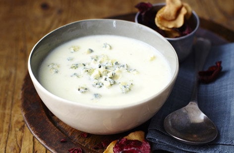 Image of "Tesco Finest parsnip, pear and Wensleydale blue soup"