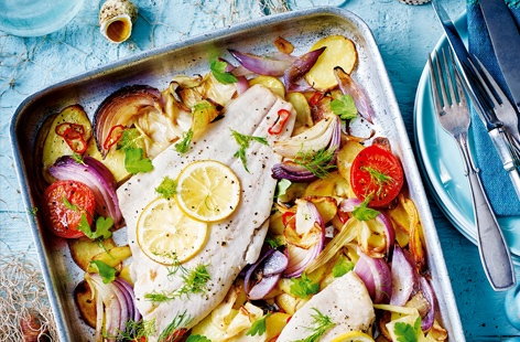 Image of "Roasted plaice with fennel and tomatoes"