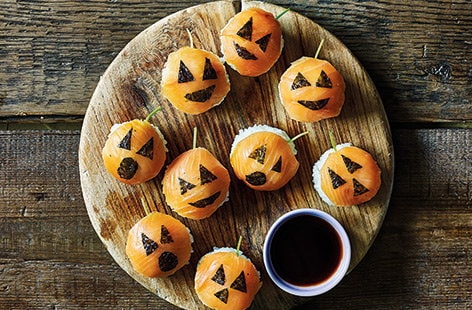 Image of "Pumpkin sushi rice balls"
