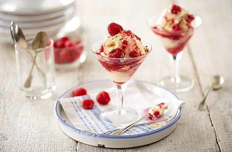 Image of "Cranachan ice cream sundae"