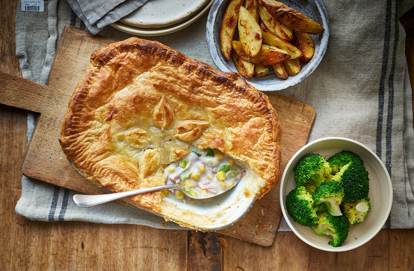 Tuna and sweetcorn pot pie