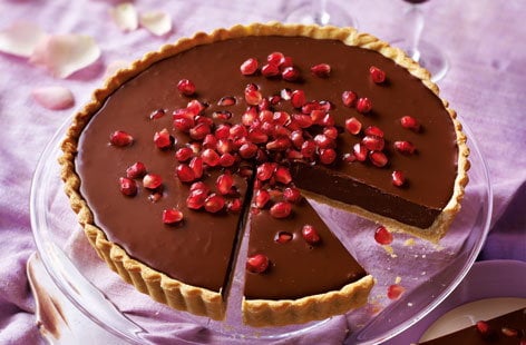 Image of "Dark chocolate and pomegranate tart"