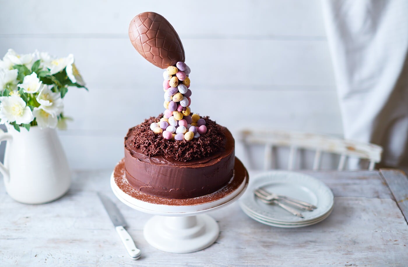 Easter gravity cake