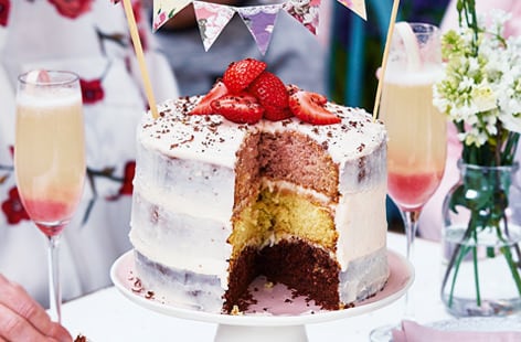 Image of "Neapolitan layer cake"