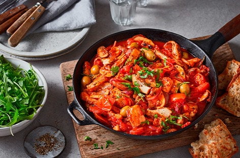 Image of "Vegan 'chicken' cacciatore-inspired stew"